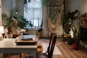 Simple Tips for Creating a Cozy and Inviting Living Space at Home